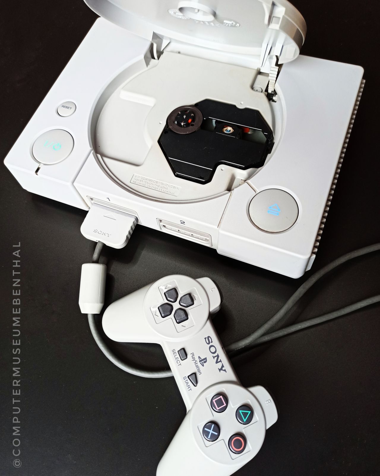 sony playstation mit controller